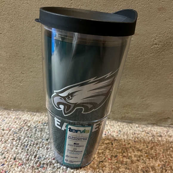 🆕 Tervis Philadelphia Eagles Tumbler 24 oz - Picture 3 of 16